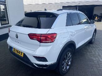 Volkswagen T-Roc 1.5 TSI Style N.A.P NL AUTO PRACHTIG!!! picture 3