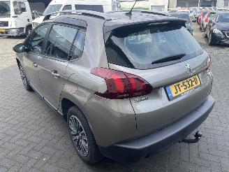 Peugeot 2008 1.2 PureTech Active AUTOMAAT N.A.P PRACHTIG!!! NL AUTO picture 4