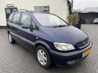 Tweedehands auto Opel Zafira 2.2-16V Elegance 7 persoons N.A.P 2001/8