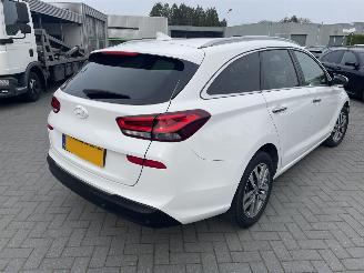 Hyundai I-30 Wagon 1.0 T-GDI Premium N.A.P NL AUTO PRACHTIG!!! picture 5