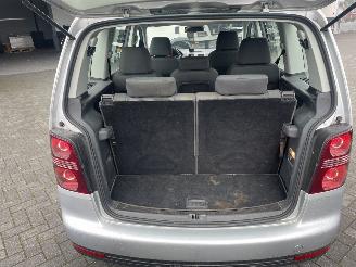 Volkswagen Touran 1.9 TDI Trendline BlueMotion 7 persoons N.A.P NL AUTO picture 20