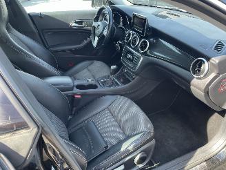 Mercedes Cla-klasse CLA-klasse 180 BlueEFF. Edition N.A.P NL AUTO picture 8