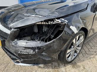 Mercedes Cla-klasse 180 AMBITION  SHOOTING BRAKE picture 11