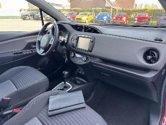 Toyota Yaris 1.5 AUTOMAAT  HYBRID picture 18