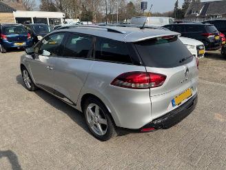 krockskadad bil auto Renault Clio 0.9 TCE Dynamique 2014/2