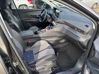 Peugeot 3008 1.6 e-THP Premium 165pk automaat picture 12