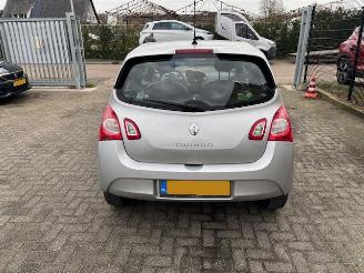 Renault Twingo 1.2 16v Dynamic  airco picture 3