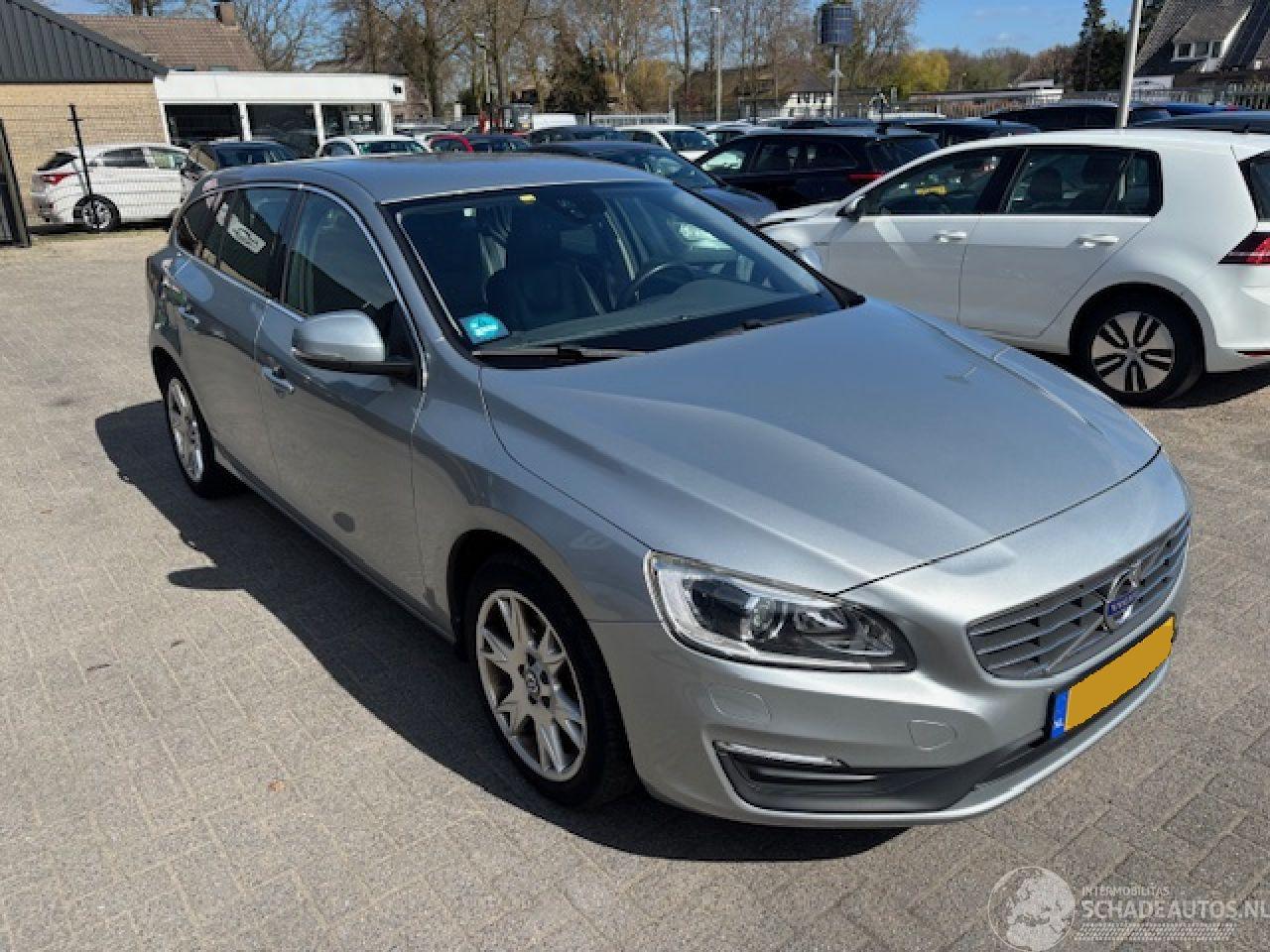 Volvo V-60 1.5 T3 Nordic+ automaat 152pk