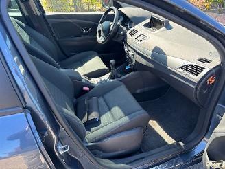 Renault Mégane 1.2 TCe Limited Pano picture 8