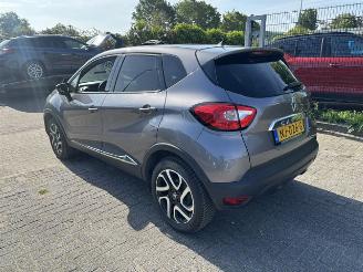 Avarii autoturisme Renault Captur 1.2 TCE  Automaat  (km 57.678 Nap) 2017/2