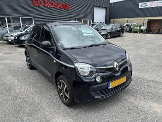 skadebil auto Renault Twingo 1.0 Automaat Limited 2019/3