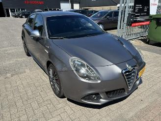 Coche accidentado Alfa Romeo Giulietta 1.6 JTD Distinctive 2013/11