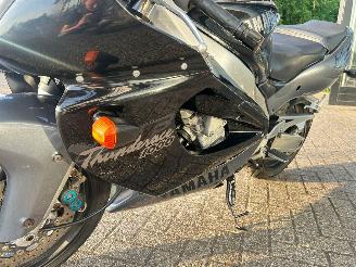 Yamaha YZF 1000 Thunderace picture 9