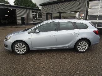 Opel Astra SPORTS TOURER 1.4 Turbo Sports+ picture 2
