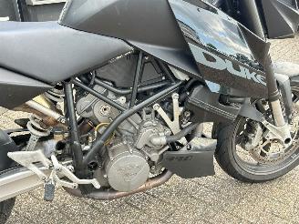 KTM 990 Super Duke  picture 17