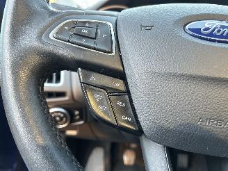 Ford Focus Wagon 1.0 Titanium picture 14