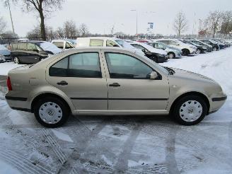 Volkswagen Bora 1.6-16V picture 6