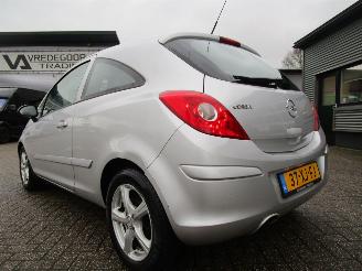 Opel Corsa 1.4-16V Enjoy picture 20