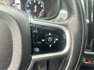 Volvo V-90 2.0 T4 Momentum Automaat picture 21