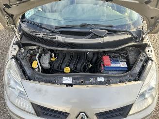 Renault Scenic 1.6-16V Business Line picture 28