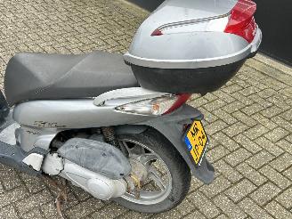 Honda SH 150 I picture 12