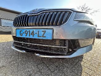 Skoda Superb Combi 2.0 TDI Style Business picture 36