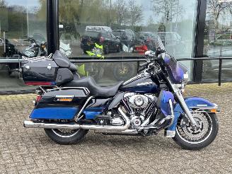 Harley-Davidson Electra Glide 103 FLHTK Electra Glide Ultra Limited picture 2