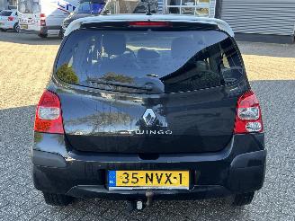 Renault Twingo 1.2 Night & Day picture 4