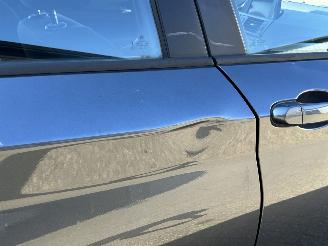 BMW 1-serie 114i Business picture 23