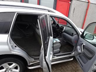 Toyota Rav-4 2.0 D-4D Linea Luna van / lkw airco picture 14