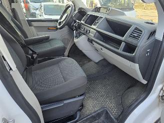 Volkswagen Transporter 2.0 TDI 8 Pers DSG picture 8