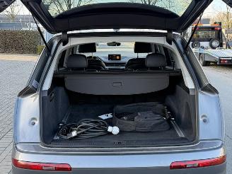 Audi Q7 E-TRON picture 15