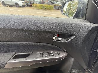 Suzuki Vitara 1.4 Boosterjet Select Smart Hybrid picture 19