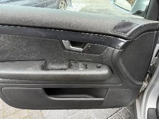 Audi A4 2.0 FSI  LEER Sedan 4-dr. picture 17