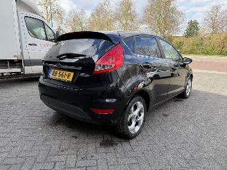 Ford Fiesta 1.25 Ghia (Hatchback 5-dr.) picture 5