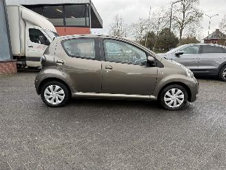 Toyota Aygo 1.0 VVT-i  AUTOMAAT Aspiration (Hatchback 5-dr.) picture 6