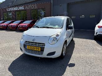 skadebil auto Suzuki Alto 1.0 Celebration EASSS (Hatchback 5-dr.) 2015/2