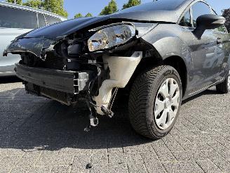 Ford Fiesta 1.25 (Hatchback 5-dr.) picture 24