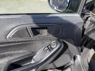 Ford Fiesta 1.25 (Hatchback 5-dr.) picture 11