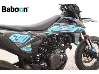 KTM 690 SMC -R picture 11