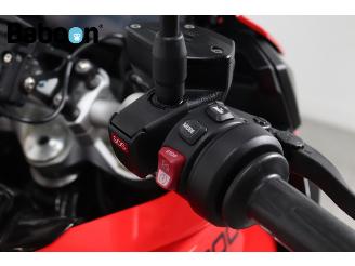 BMW  F 900 XR picture 16