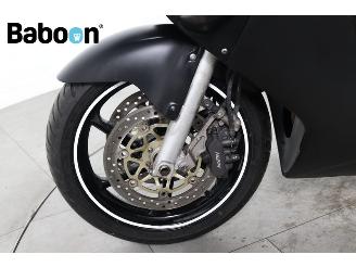 Honda VFR 800 F picture 21