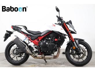Honda CB 750 Hornet picture 1