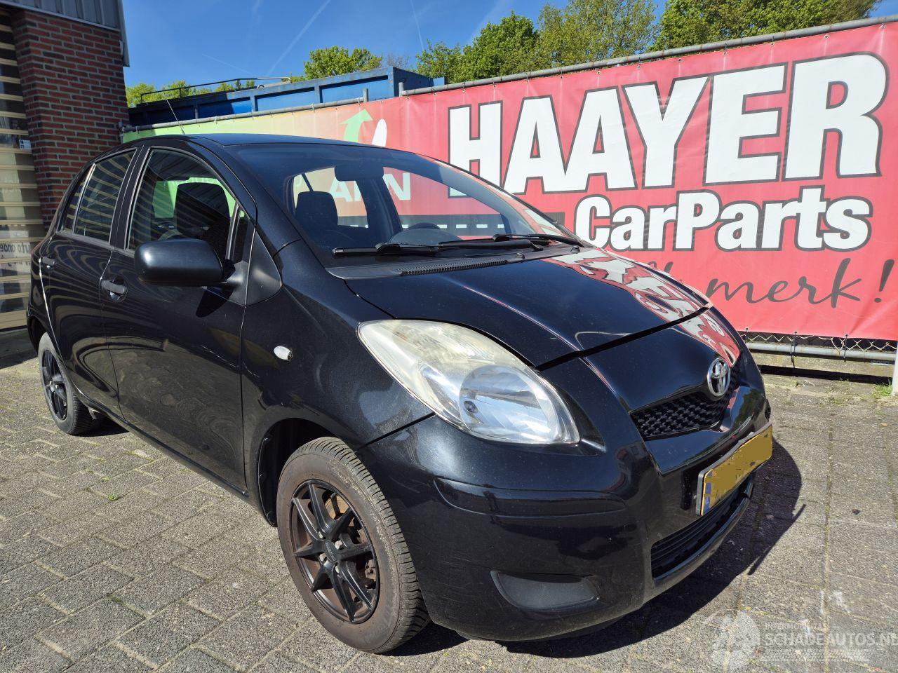 Toyota Yaris 1.0 vvti acces AIRCO