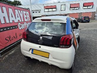 Peugeot 108  picture 3