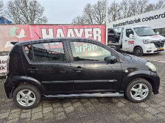 Daihatsu Sirion 1.3 16v sport picture 2