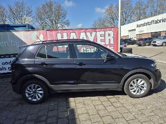 Volkswagen T-Cross 1.0 TSI Style picture 2