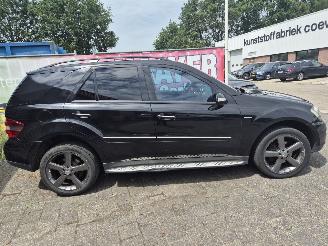 Mercedes ML 320 CDI 4MATIC picture 2