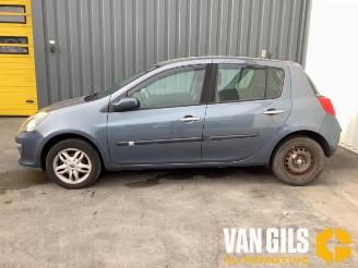 Renault Clio Clio III (BR/CR), Hatchback, 2005 / 2014 1.6 16V picture 4