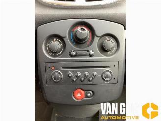 Renault Clio Clio III (BR/CR), Hatchback, 2005 / 2014 1.6 16V picture 10